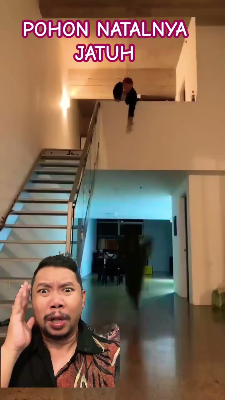 POHON NATALNYA JATUH!!!?? #christmas #funny #christmastree #comedy #shortsvideo
