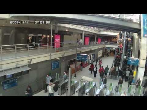 Видео: Разглеждане на квартал Gare de Lyon/Bercy в Париж