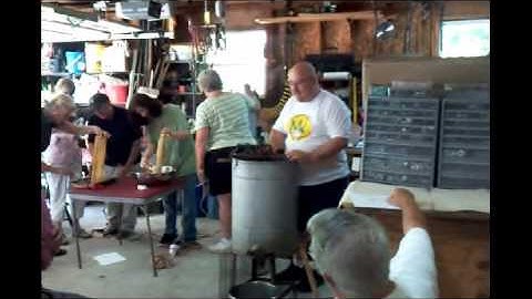 NWNJBA Honey Extraction - Hands on Meeting - Part 2 of 2