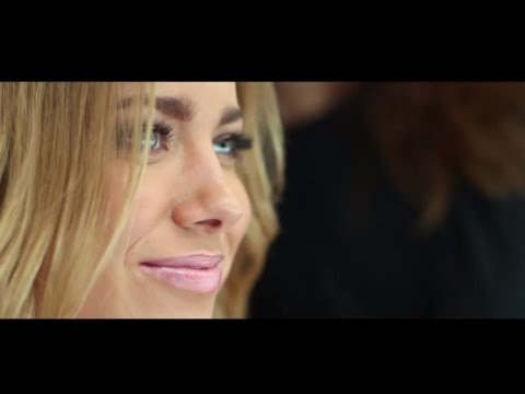 Anne Gadegaard: Suitcase - Melodi Grand Prix 2015 DR1 (Sang nr. 8)