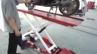 DEMO OF MOTORCYCLE LIFT.AVI