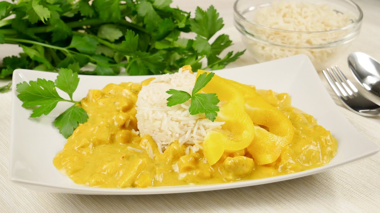 Hähnchengeschnetzeltes mit Curry-Sahne-Soße - YouTube