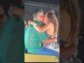 ¿El beso que lo cambió todo? Drama en concierto de Romeo Santos