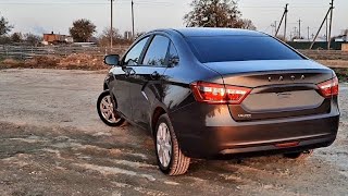 Убираю шильдики с крышки багажника LADA VESTA легко и просто.Вид 💣