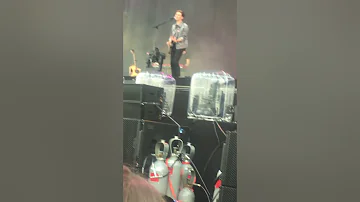 James TW - This London love (new song) at pinkpop  (03.06.2017)