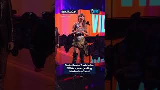 It's a love story between Taylor Swift and Travis Kelce. 😍