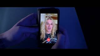 Michael Starr on the (power)line #crashdiet #steelpanther #powerline #iphoneversion