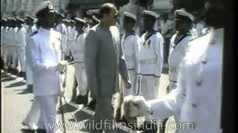 Rajiv Gandhi escapes an attempt on his life by a Sri Lankan Naval Cadet