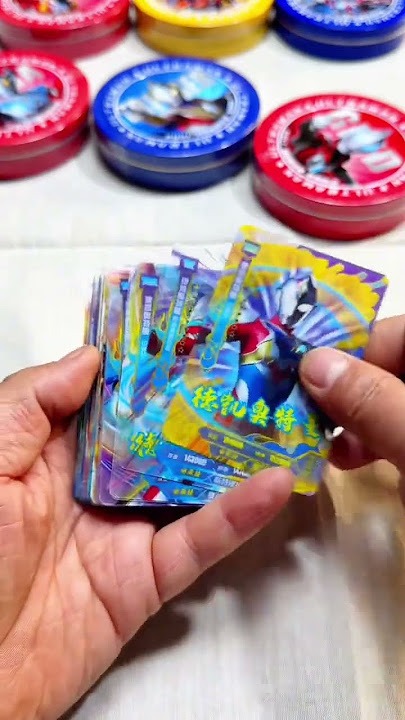 My new Ultraman Card is here again. This card is quite affordable. I got 100 single digits. This