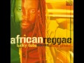 Lucky Dube and Slaves - Usizi