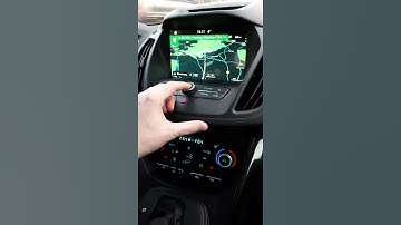 Ford Kuga Navi crashes while driving. Worst Navi system ever, even without the crash