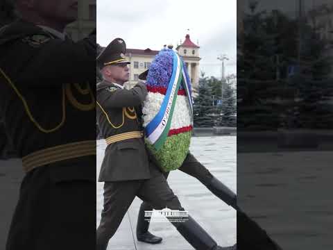 Minskda davlatimiz rahbari Gʻalaba monumenti poyiga gulchambar qoʻydi