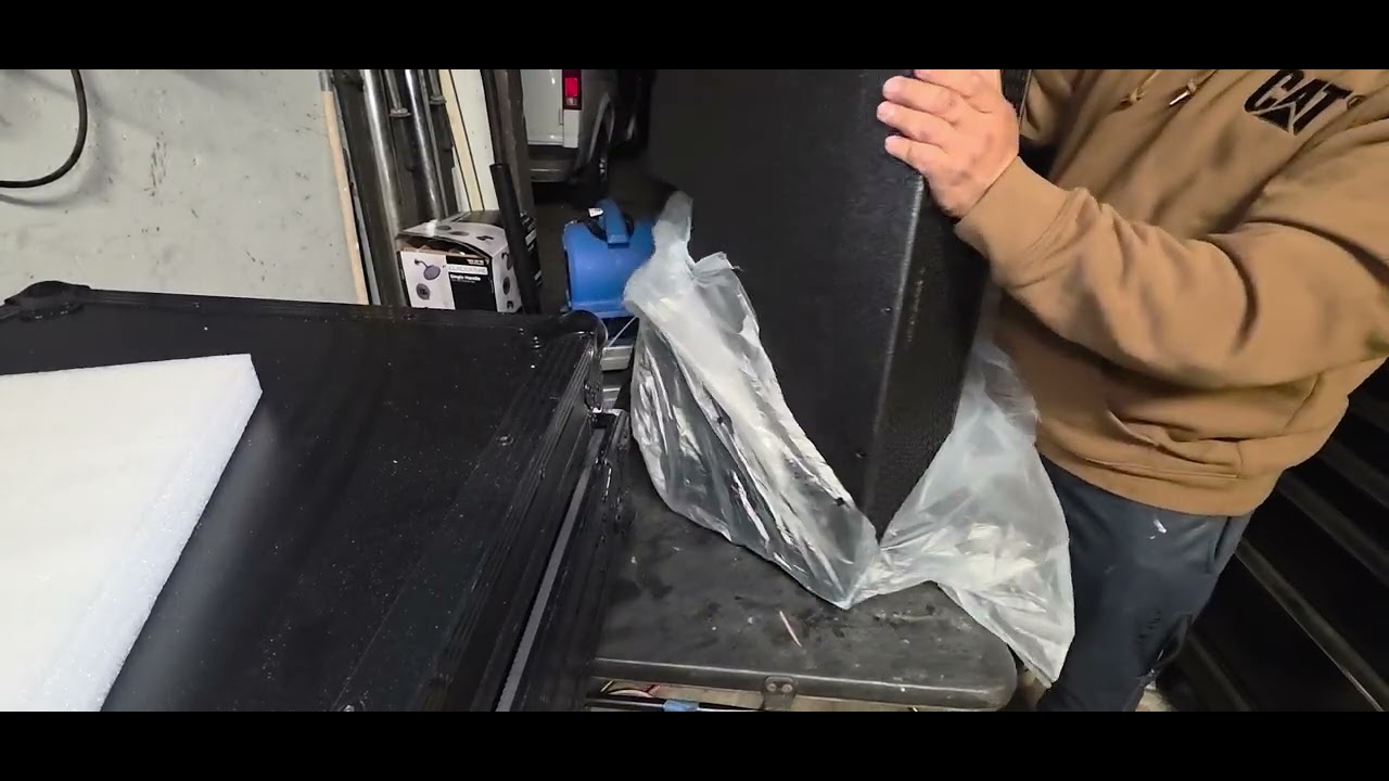 La nueva Sound Town 2 x 8” Line Array Full Range/Bi-amp Switchable (ZETHUS-208BV2)