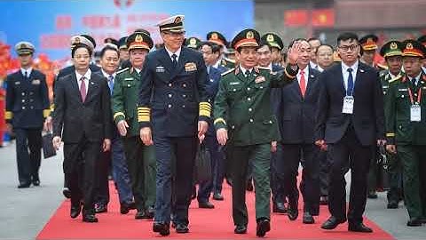 Đại tướng Phan Văn Giang trình quốc hội  luật tình trạng khẩn cấp quốc gia Việt Nam là đúng hay sai