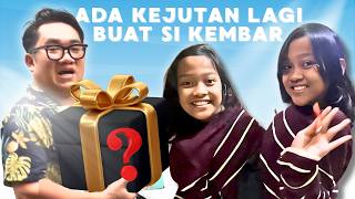 Download Lagu KECERIAAN PUTRI \u0026 DEWI KEMBAR SIAM DIBAWAIN MAKANAN KE SUKAAN NYA ? MP3 Download Lagu KECERIAAN PUTRI \u0026 DEWI KEMBAR SIAM DIBAWAIN MAKANAN KE SUKAAN NYA ? MP3