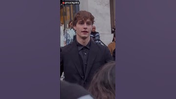 OMG‼️Is he really a bodyguard❓🤔