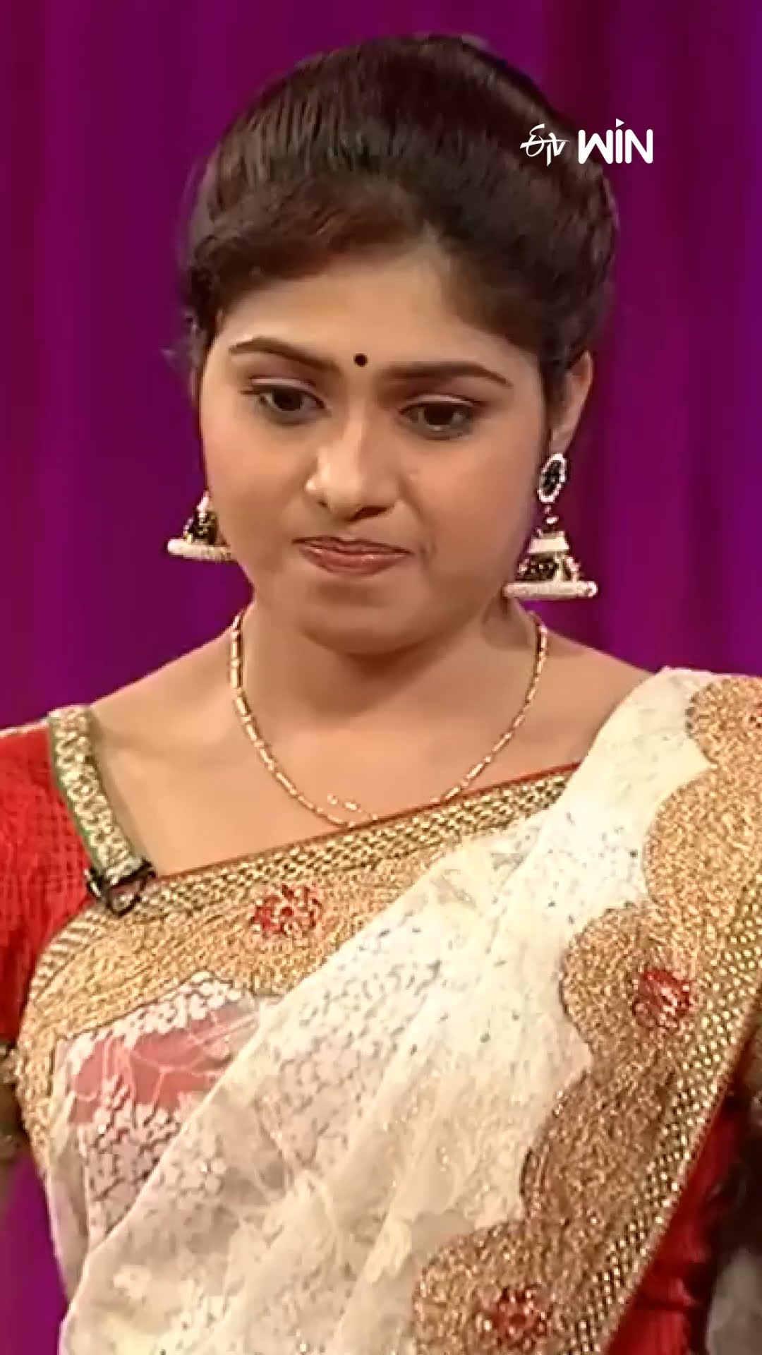 #shorts - ఇద్దరి కోడళ్ళని కంట్రోల్ పెట్టుకున్న అత్త..! #jabardasth #comedy #ChammakChandra