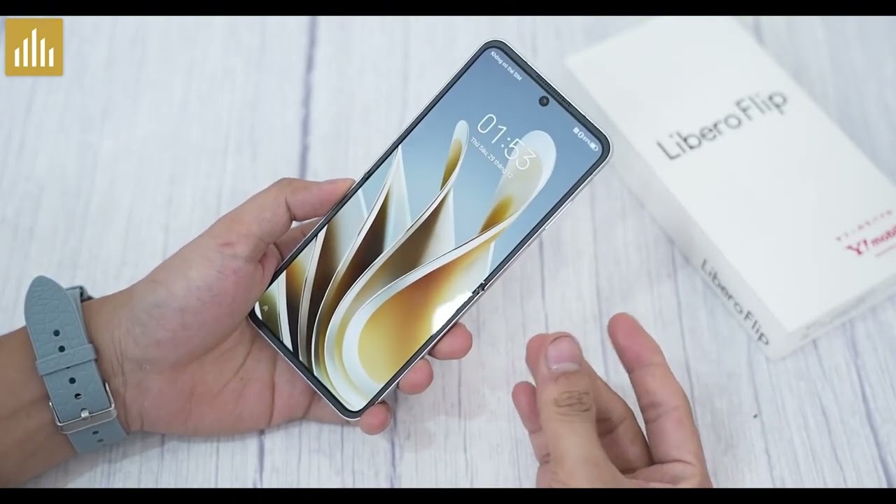 Unboxing the ZTE Libero Flip: The World's Cheapest Foldable Phone
