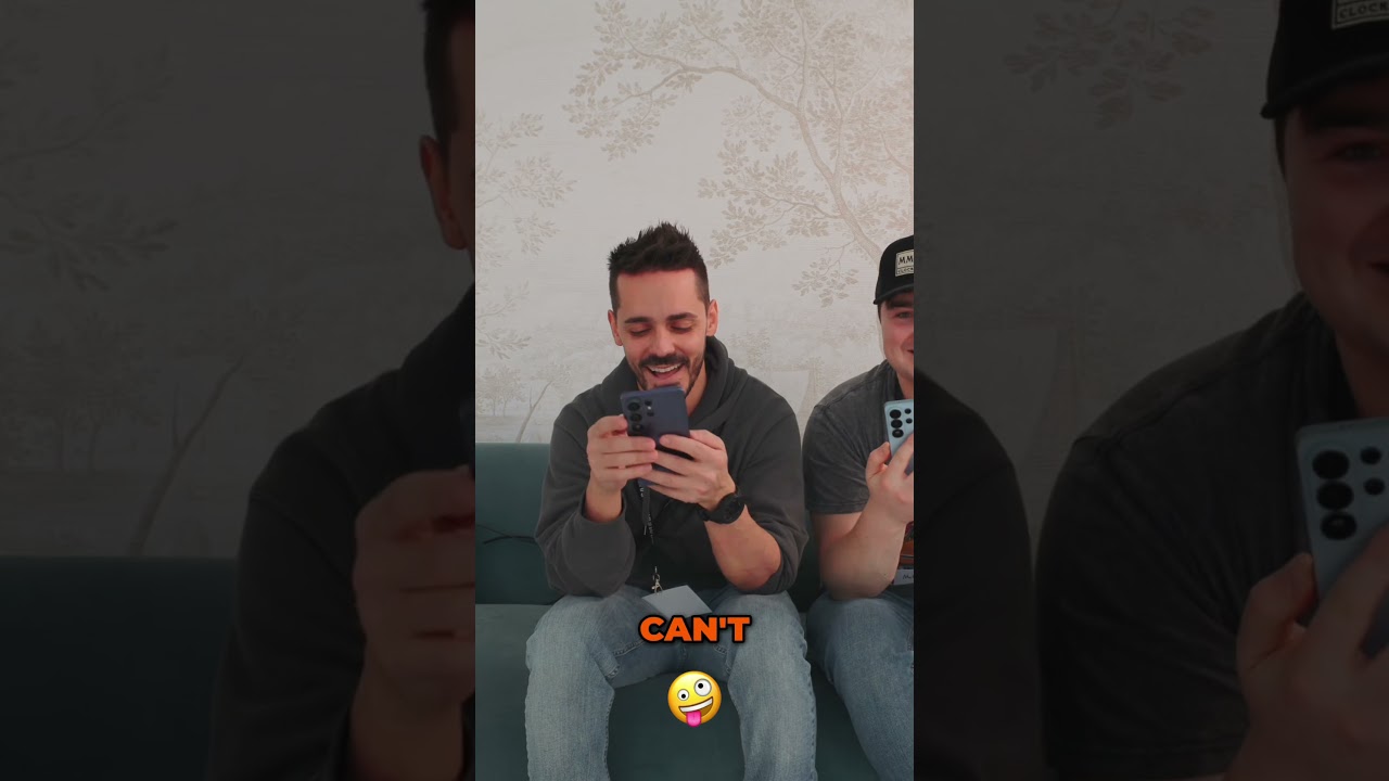 Try looking at my screen. I dare you. #s26ultra