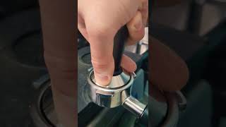 Peaberry espresso time - Coffee barista on DeLonghi Dedica