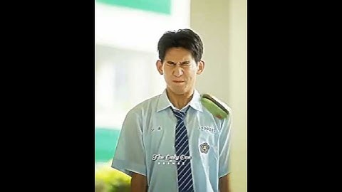 🤣 iconic scene😆He accidentally opened the classroom while the girls were changing clothes😜#shorts