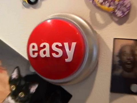 Staples easy button. Got it from the 2000s. : r/nostalgia