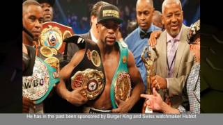 What is Floyd Mayweathers net worth and how much did the boxing legend earn for each fight?