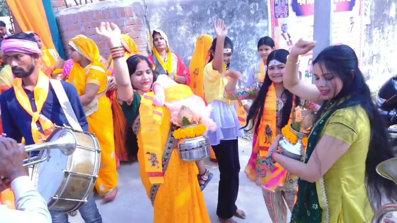 # कलश यात्रा # श्री रामजानकी मन्दिर, नेवढ़िया  - जौनपुर ! स्वामी रामानन्द गिरी जी महाराज !