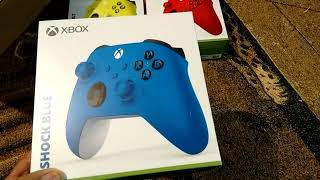 FINGERHUT UPDATE.XBOX SERIES X CONTROLLERS.SHOCK BLUE.ELECTRIC VOLT.PULSE RED