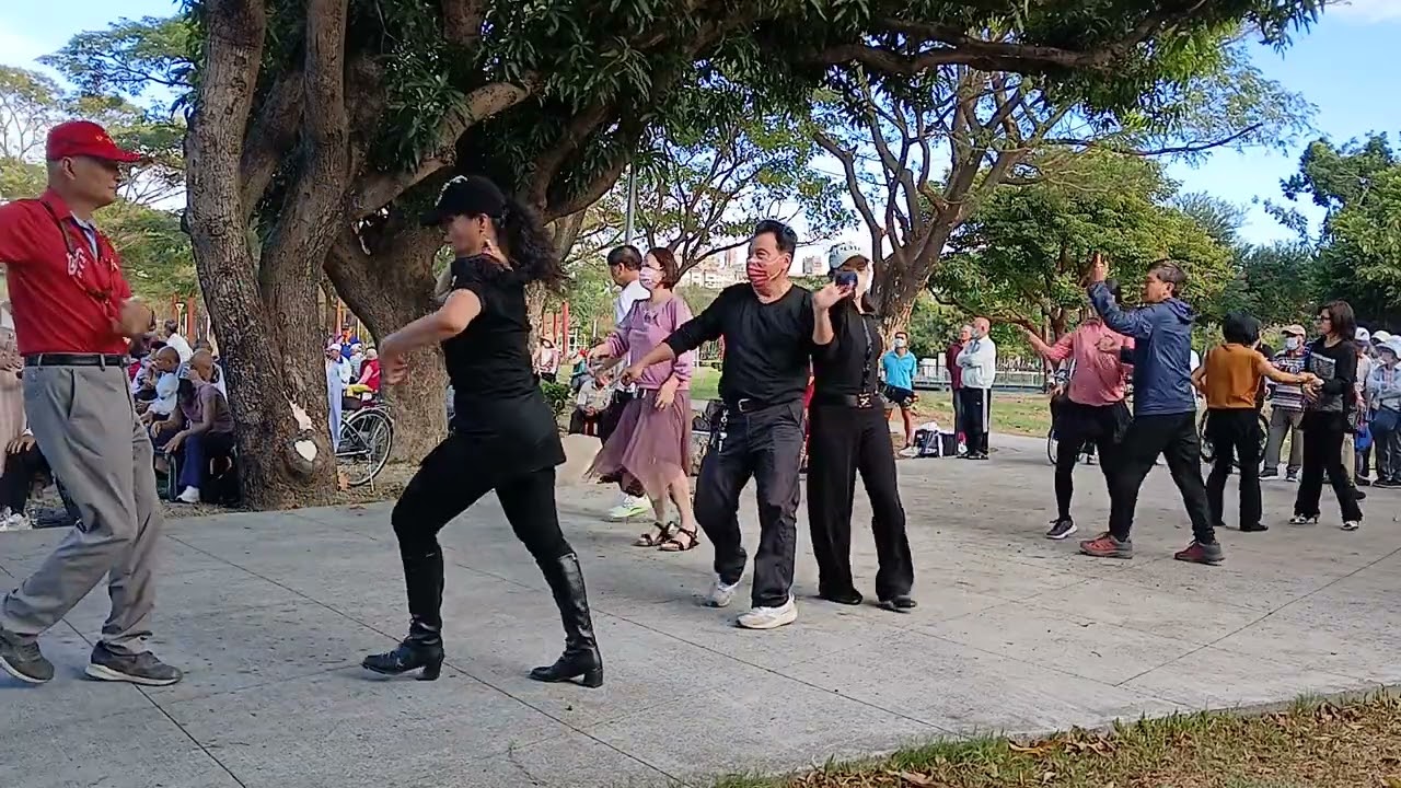 20260301帥榮美嬌衛武營紅毛港薩克斯風樂團演奏CHA-CHA DANCE 帥榮自拍錄影！