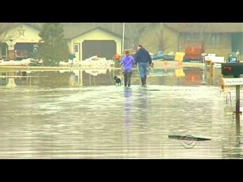 Midwest struggles against spring flooding