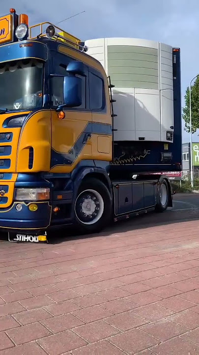 scania memang alodi || sound knalpotnya wow banget