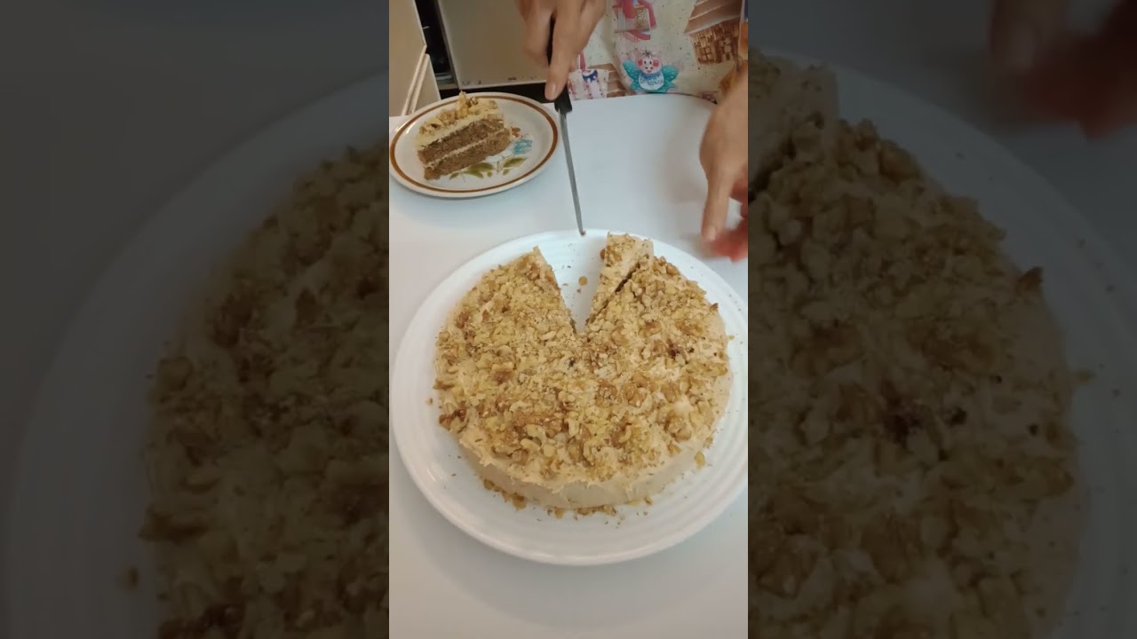 Yong madam ko  lagi gumagawa Ng cake tapos ipakain sa amin#shortsviral #shortvideo