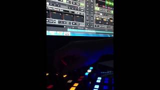 Mixing with Traktor X1 and Traktor Z1 Kontrol