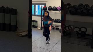 Most jump rope southpaw double unders in 30 seconds - 60 by Maryam Saleh 🇰🇼