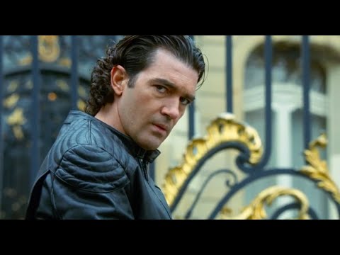 Antonio Banderas & his bad girl Femme Fatale