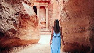 Billy Esteban - Petra