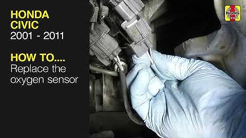 Honda Civic (2001 - 2011) - Replace the oxygen sensor