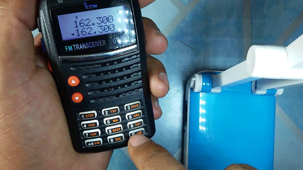 วิธีบันทึกช่อง icom 3 แบนด์