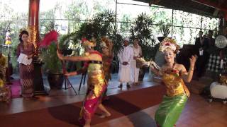 Prosesi Pernikahan Bali - I Putu & Ni Made (HD)