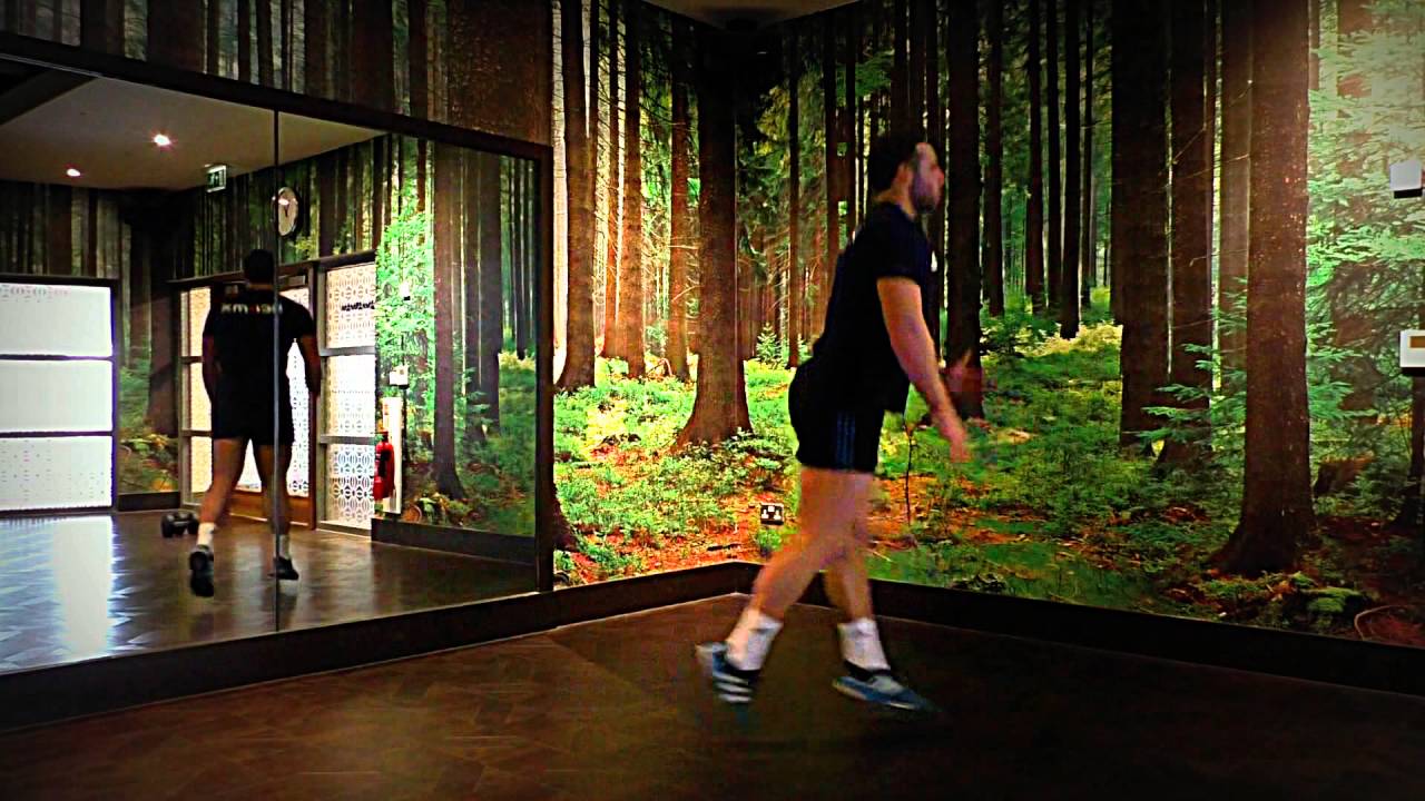 Correct Technique - Jumping Lunges | SCI-MX Nutrition