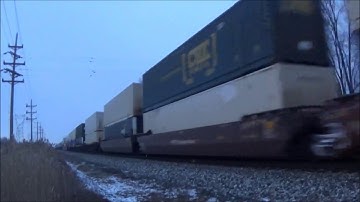 60MPH Intermodal Q009 - YN3 ES40DC & Screaming YN3 AC4400CW - Mentor Ohio Feb 2019