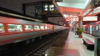 台鐵/宜蘭車站/E1000(PP自強)/181/往屏東/進站