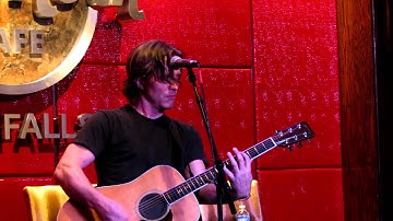 Brian Nutter performs "Red Sun Dress" @ Hard Rock Cafe Niagara Falls, NY on 8/26/12