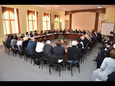 სკოლის დირექტორთა ახლადარჩეული საბჭოს პირველი სხდომა გაიმართა