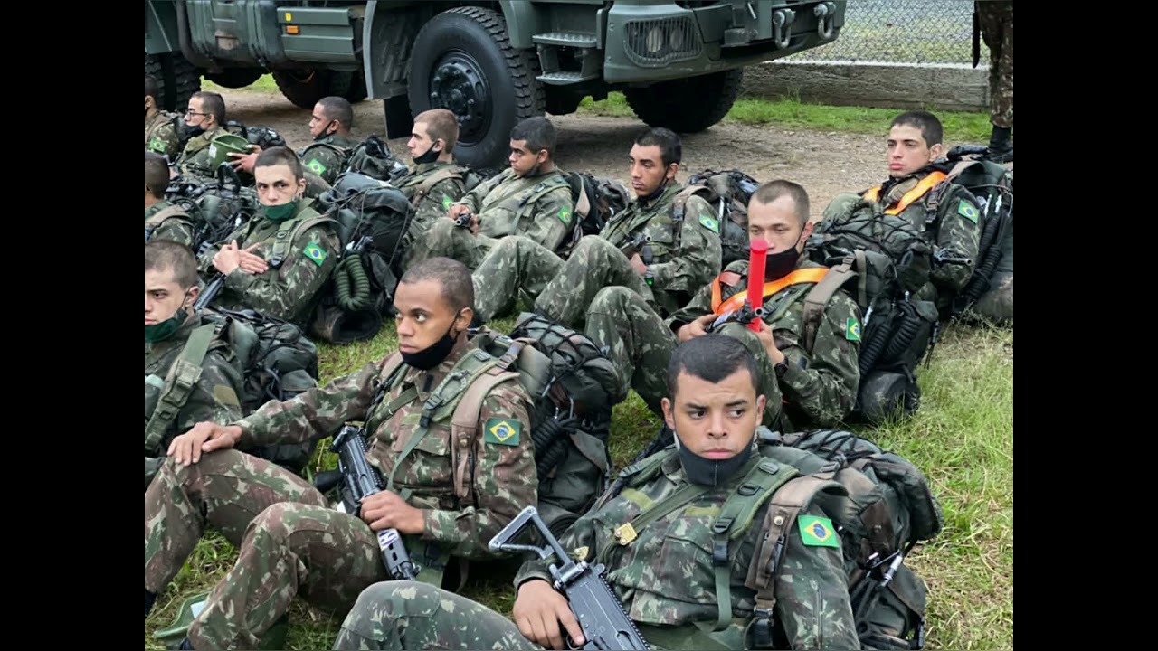 CFGS 21/22 - 23° BI - ESSA CASA AQUI É PAU! (versão reduzida)