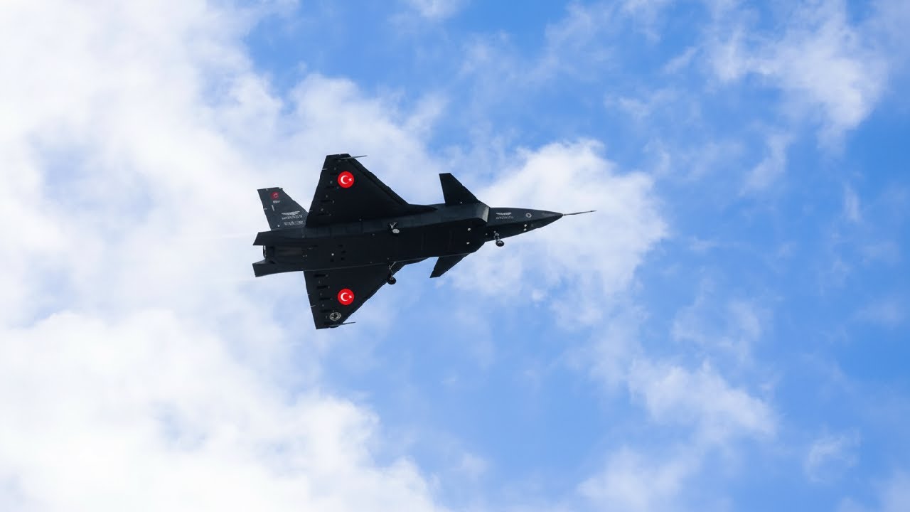 Система идентификации Bayraktar KIZILELMA успешно завершила летные испытания.