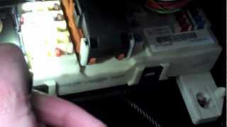 ford focus cigarette lighter location 2008 Ford Focus fuse box Fix (cigar lighter/ auxillary fuse )