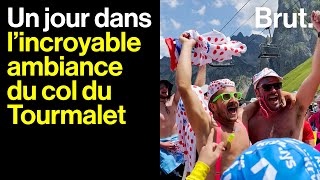 Avec les supporters chauds bouillants sur l'étape mythique du Tour de France