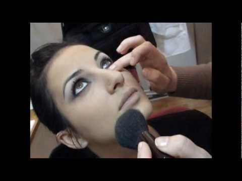 Styllia - Purple smokey eyes video editing software free